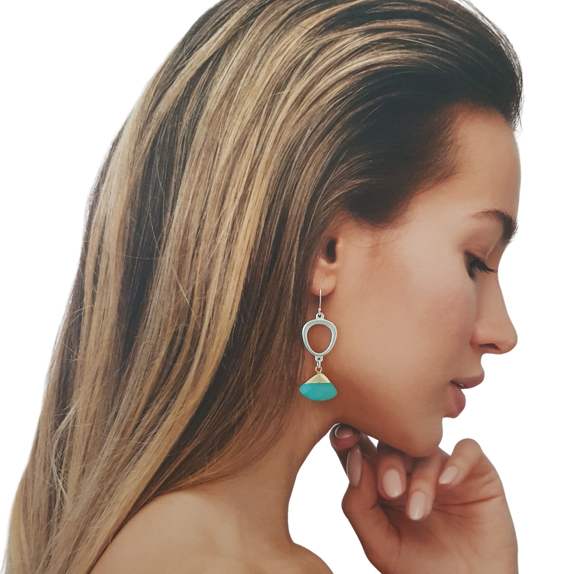 LOVEbomb Oval & Aquamarine Earrings - Image 3