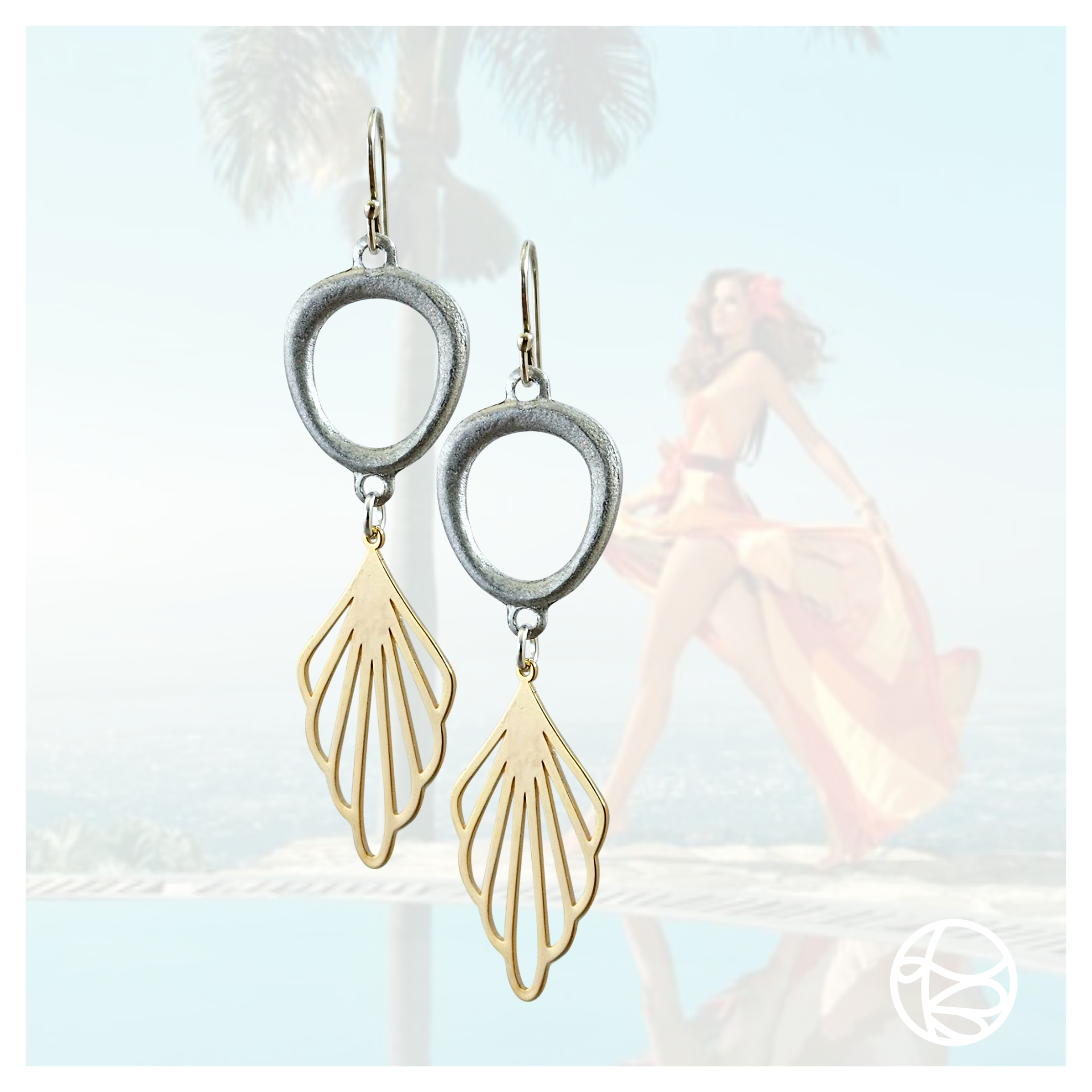 LOVEbomb Gold & Oval earrings - Image 4